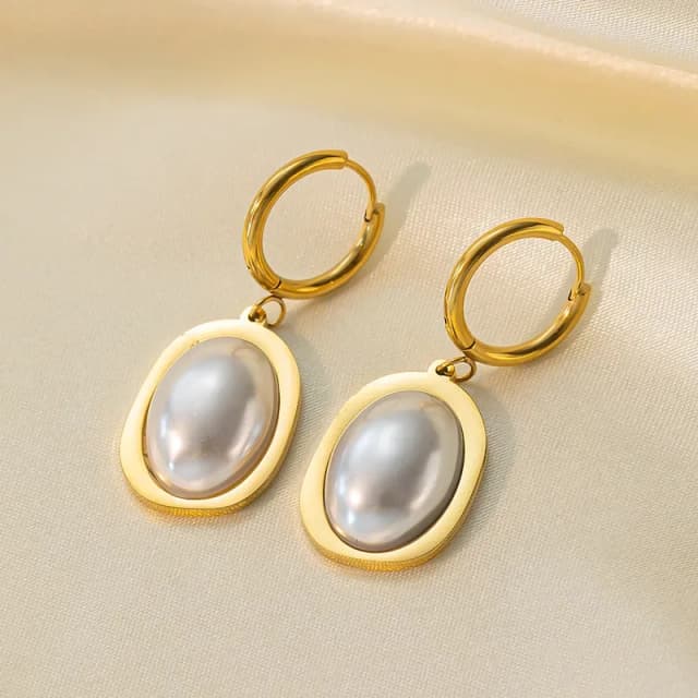 NOVA - Aretes colgantes de Acero Titanio con Perlas Artificiales